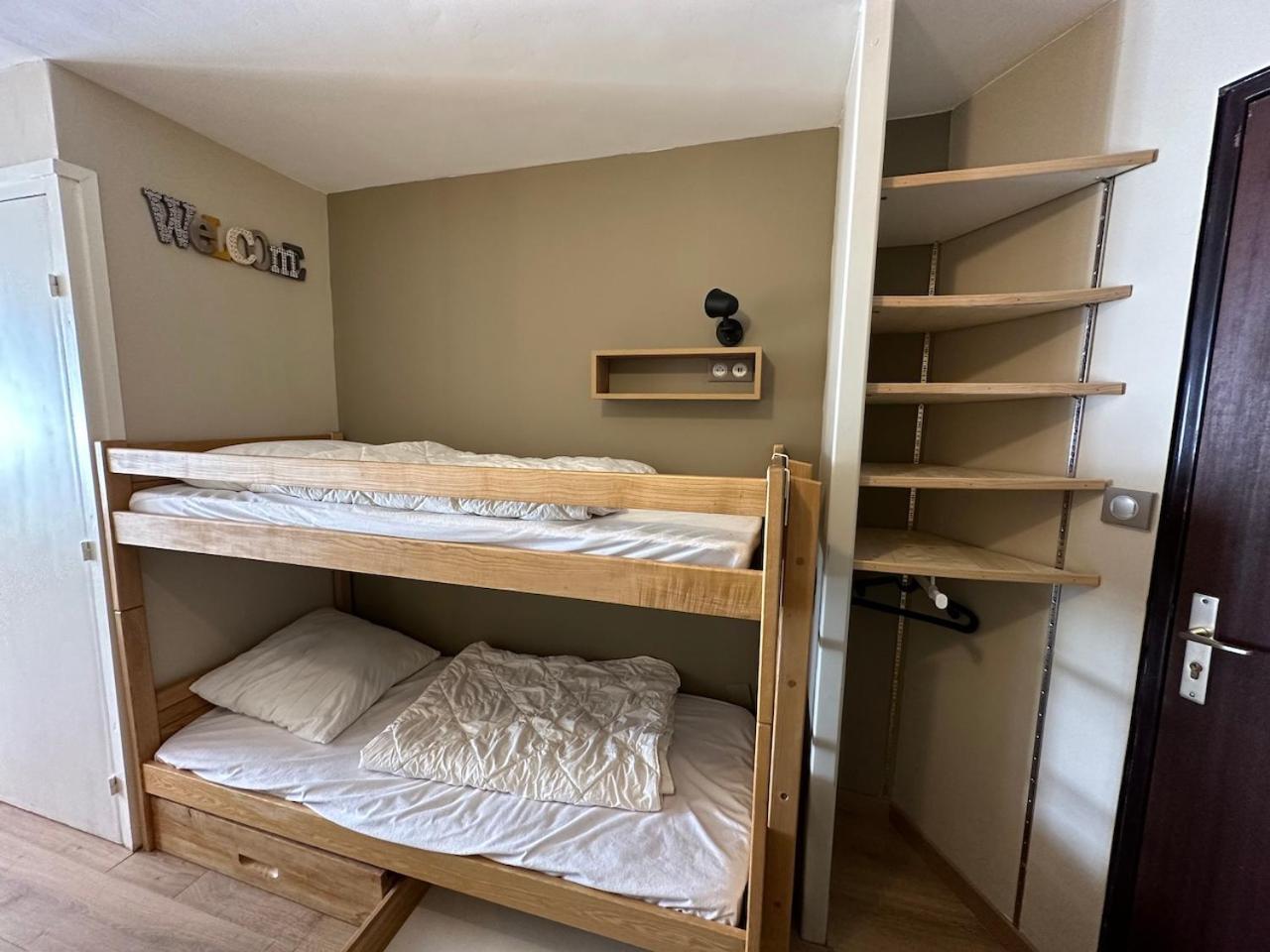 Studio Les Chalmettes 4 Personnes Au Pied Des Pistes Wifi - Balcon - Parking Montgenevre Exterior photo